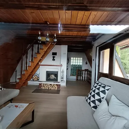 Caloroczny Agata טרסנה